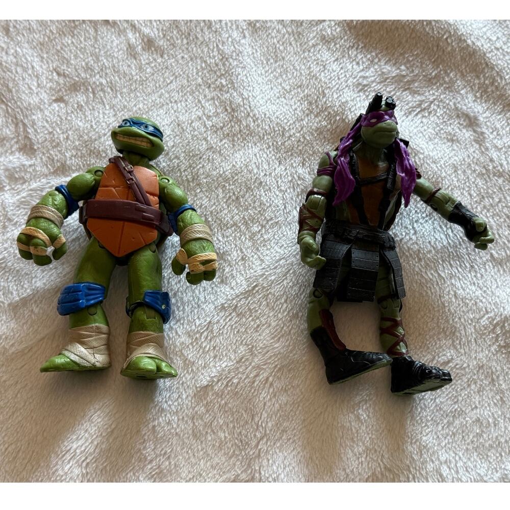 TMNT Action Figure Bundle - 2012 Leonardo & 2014 Movie Donatello